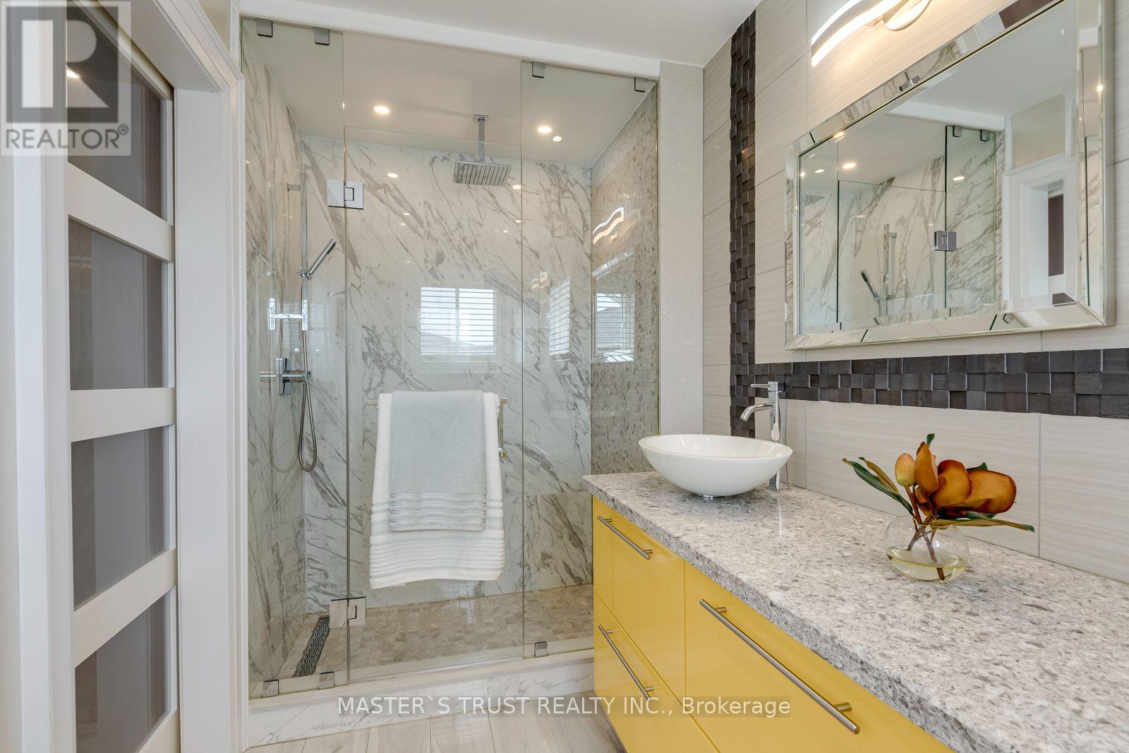 797 Khan Crescent, Mississauga, Ontario  L5V 2R2 - Photo 38 - W13781476