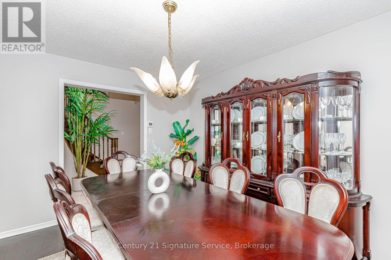 22 Merganser Crescent, Brampton, Ontario  L6W 4E8 - Photo 13 - W13781498