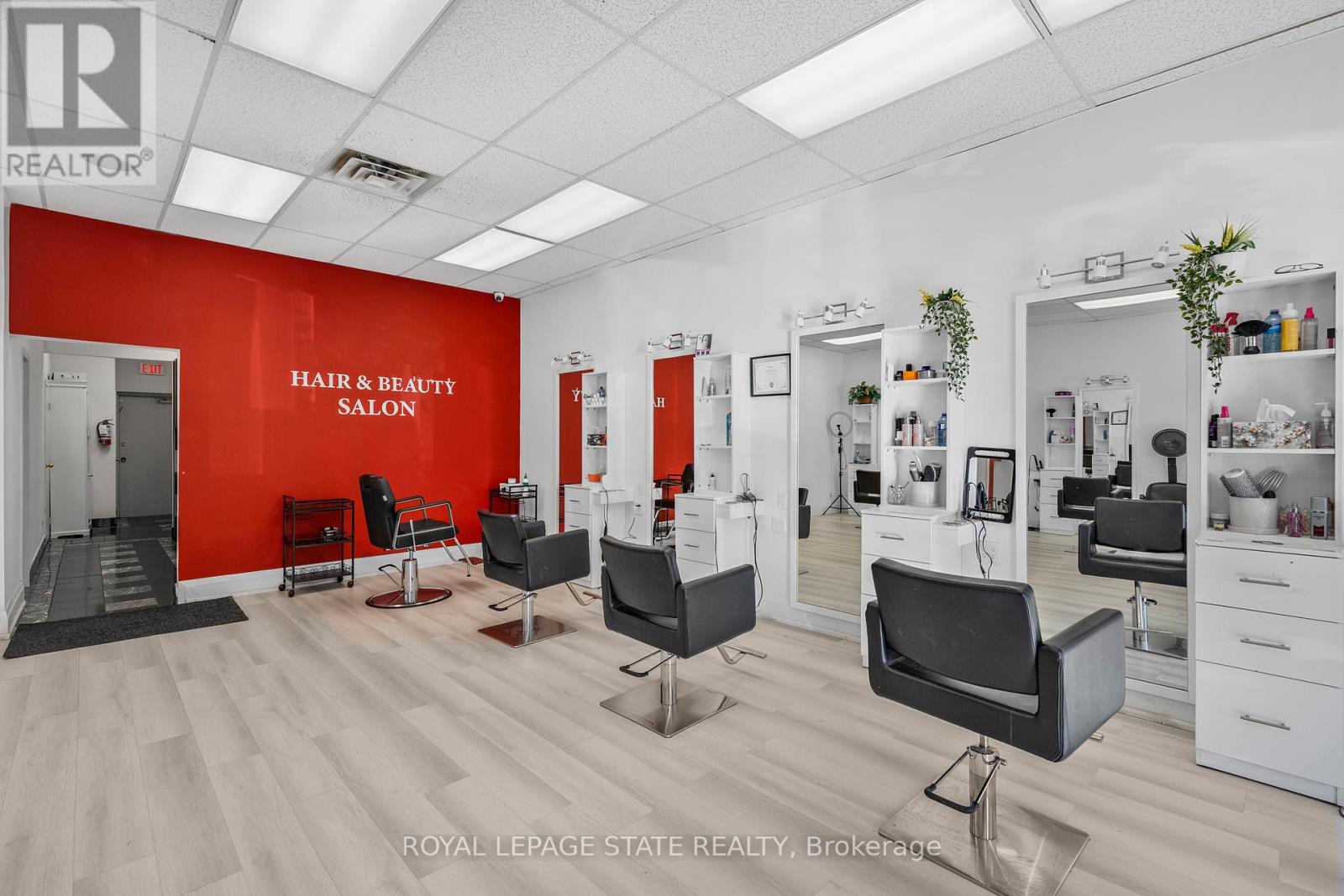 6 - 665 PLAINS ROAD E, Burlington, Ontario