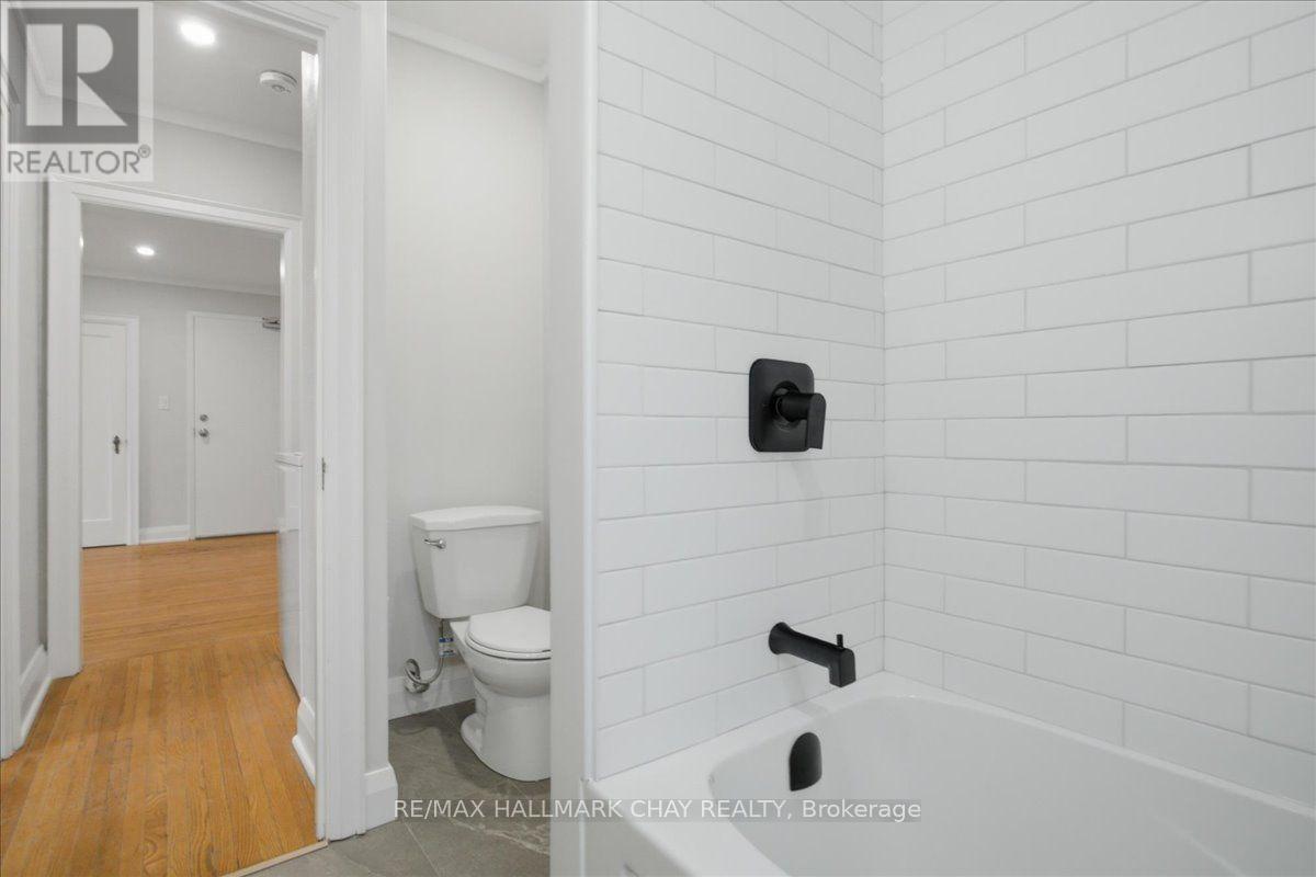 2 - 15 Parkside Drive, Barrie, Ontario  L4N 1W7 - Photo 19 - S13644110