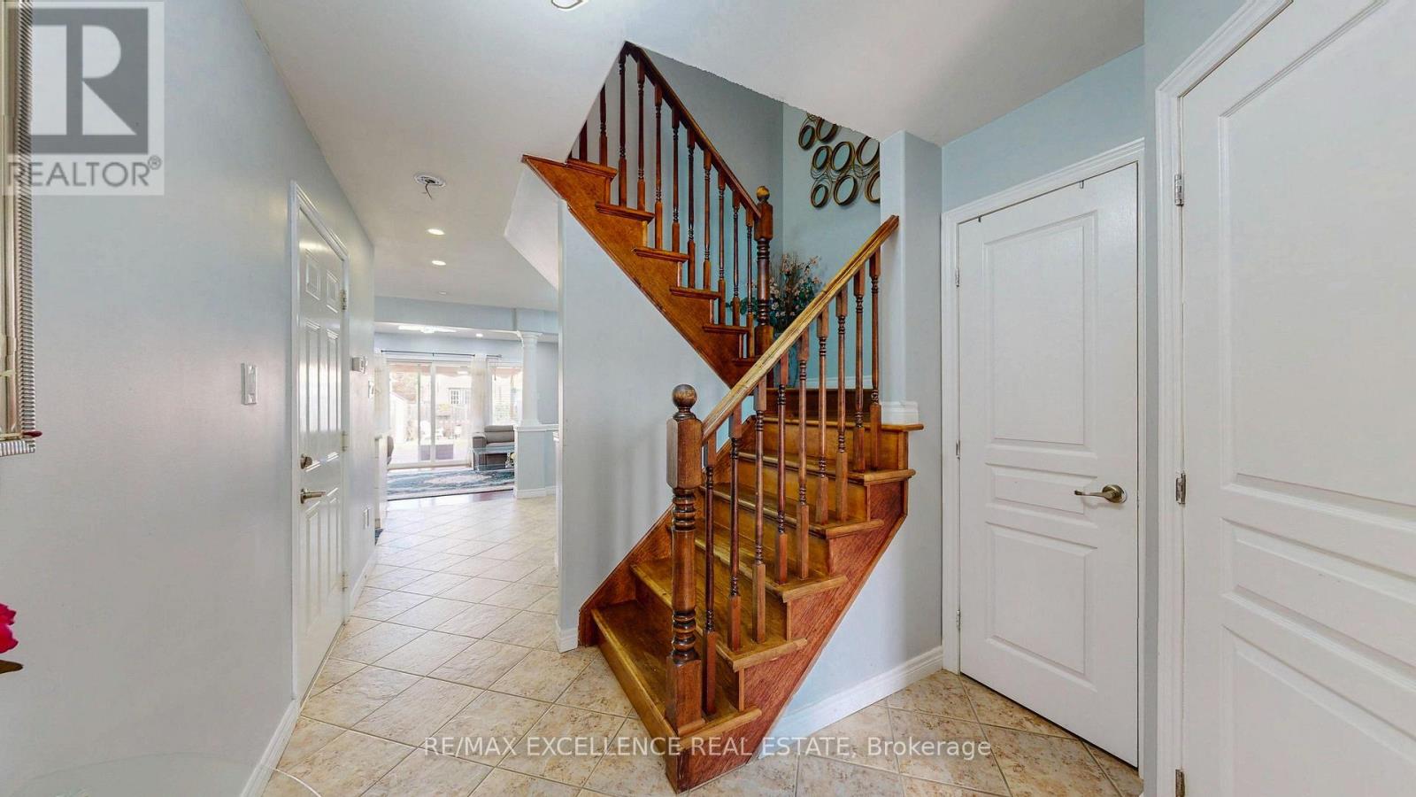 4875 Adam Court, Lincoln, Ontario  L0R 1B3 - Photo 4 - X13781254