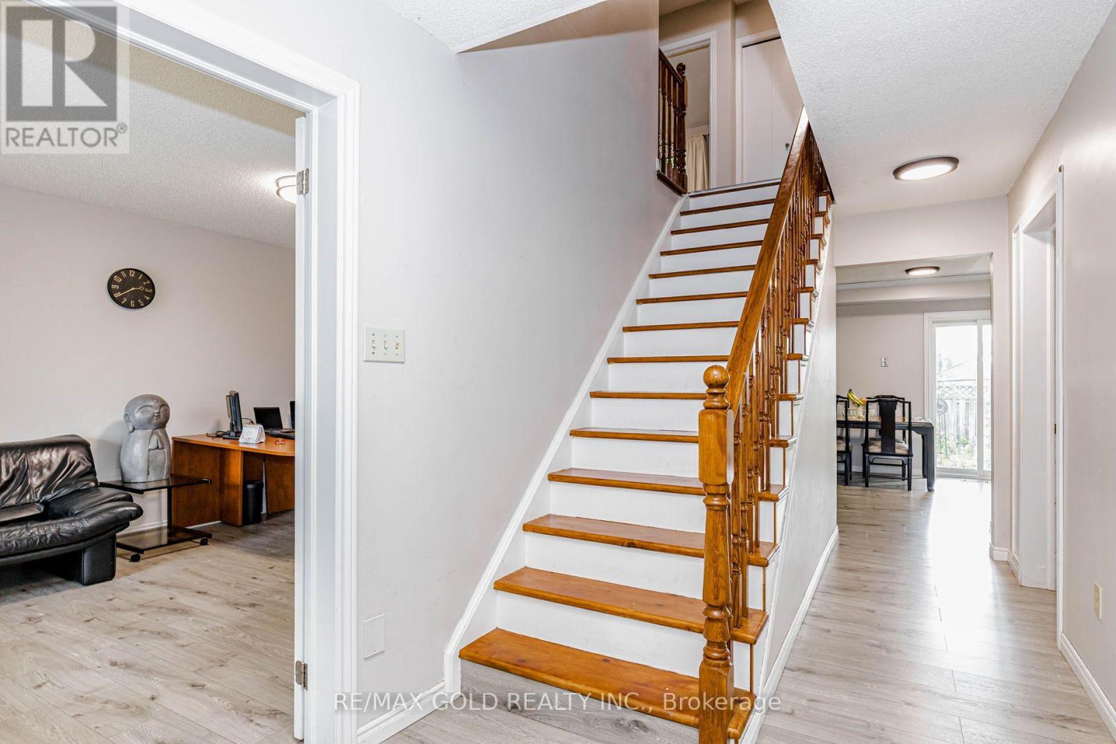 74 Parkplaza Drive S, Hamilton, Ontario  L8V 5A5 - Photo 25 - X13781322