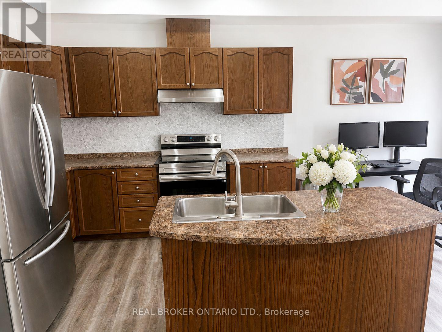 142 Palacebeach Trail, Hamilton, Ontario  L8E 0C3 - Photo 4 - X13781412