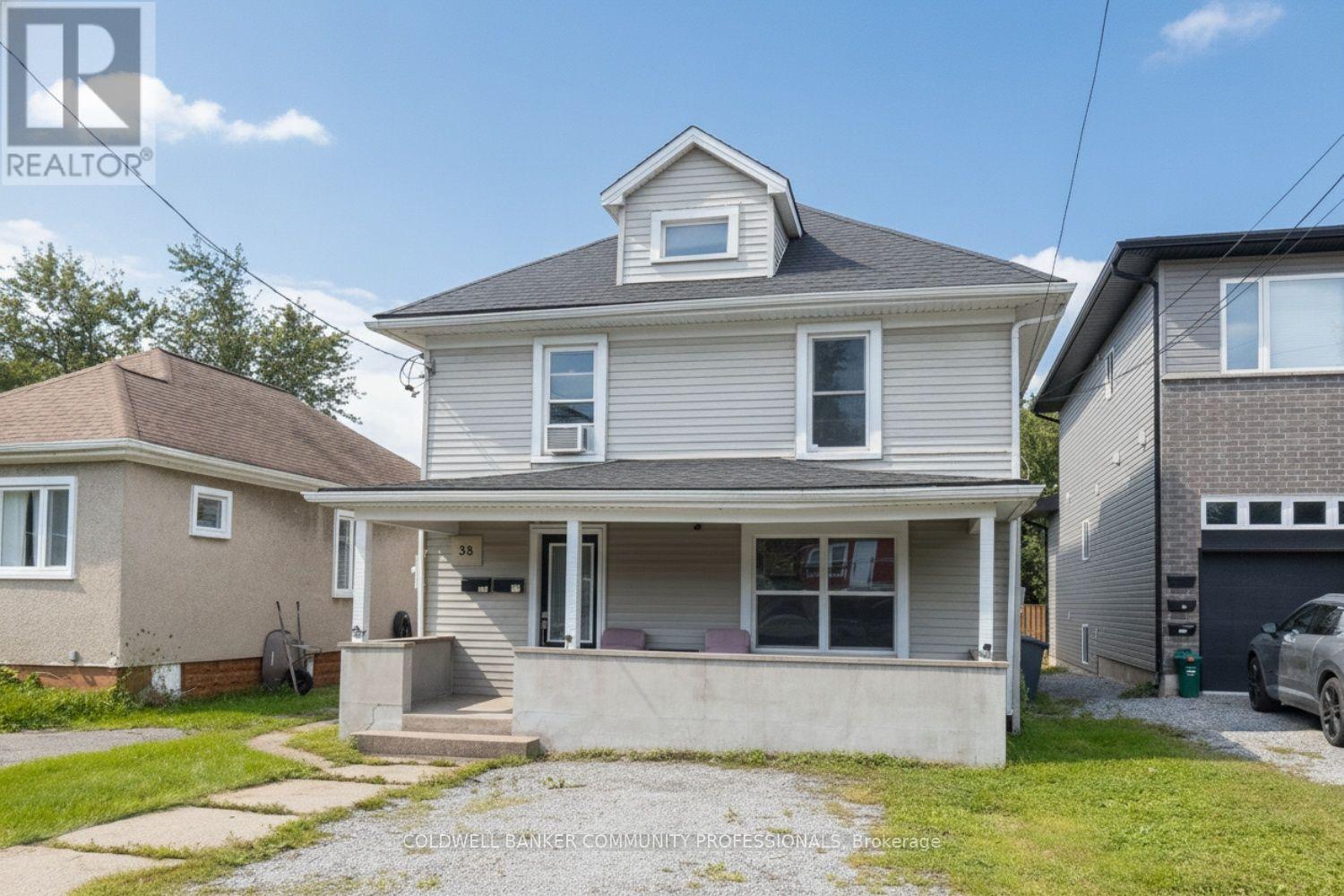 58 Wellington Street, Port Colborne, Ontario L3K 2J7 - Photo 3 - X13781454