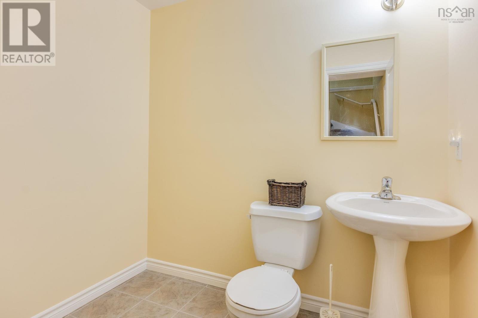 76 Outrigger Crescent, Halifax, Nova Scotia  B3M 4V8 - Photo 42 - 202623237