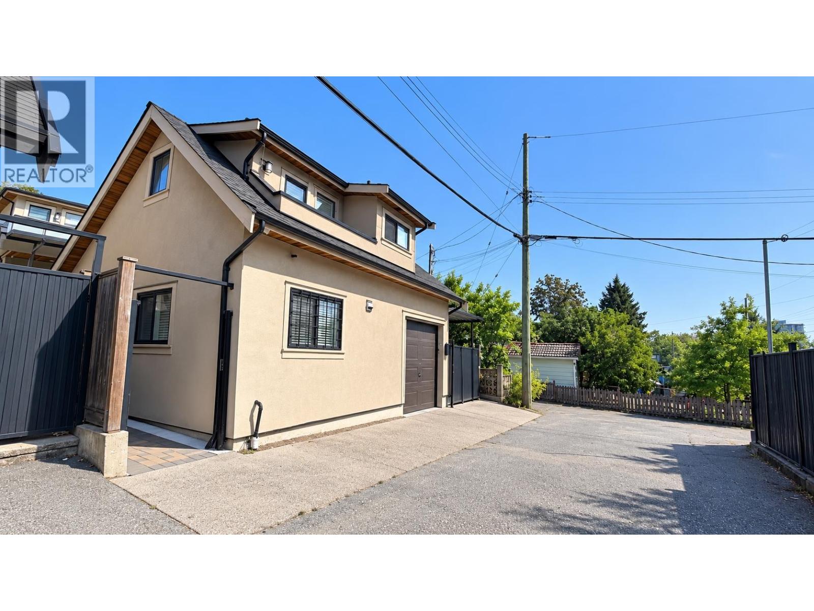 426 E 63 Avenue, Vancouver, British Columbia  V5X 2K2 - Photo 4 - R3161713