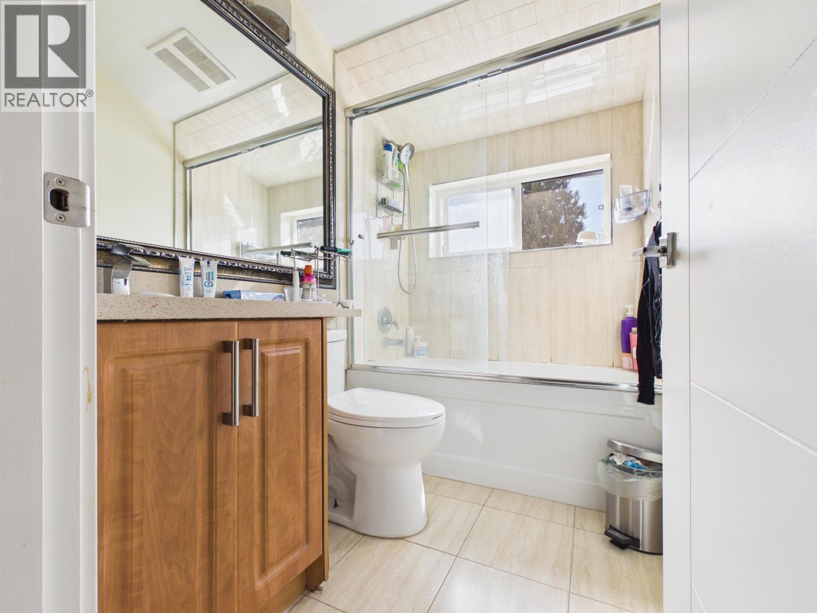 426 E 63 Avenue, Vancouver, British Columbia  V5X 2K2 - Photo 11 - R3161713