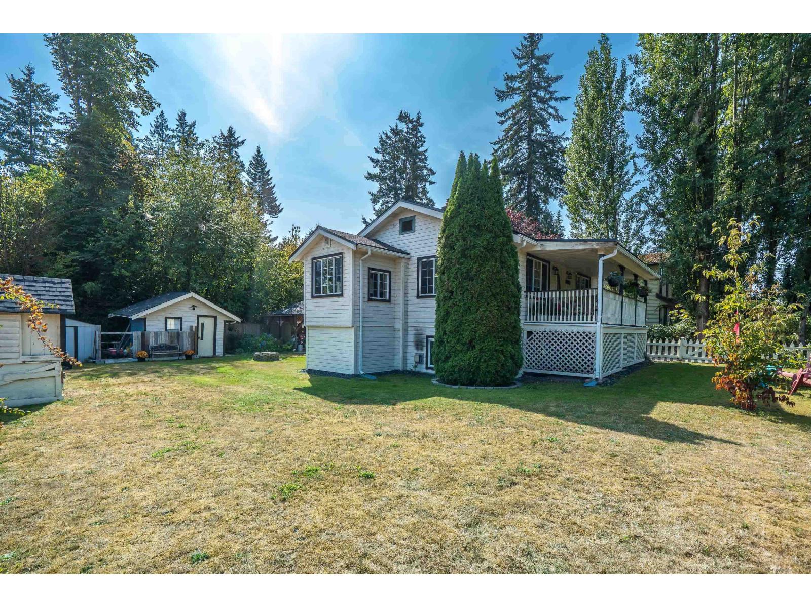 8992 Royal Street, Langley, British Columbia  V1M 2R9 - Photo 1 - R3161383