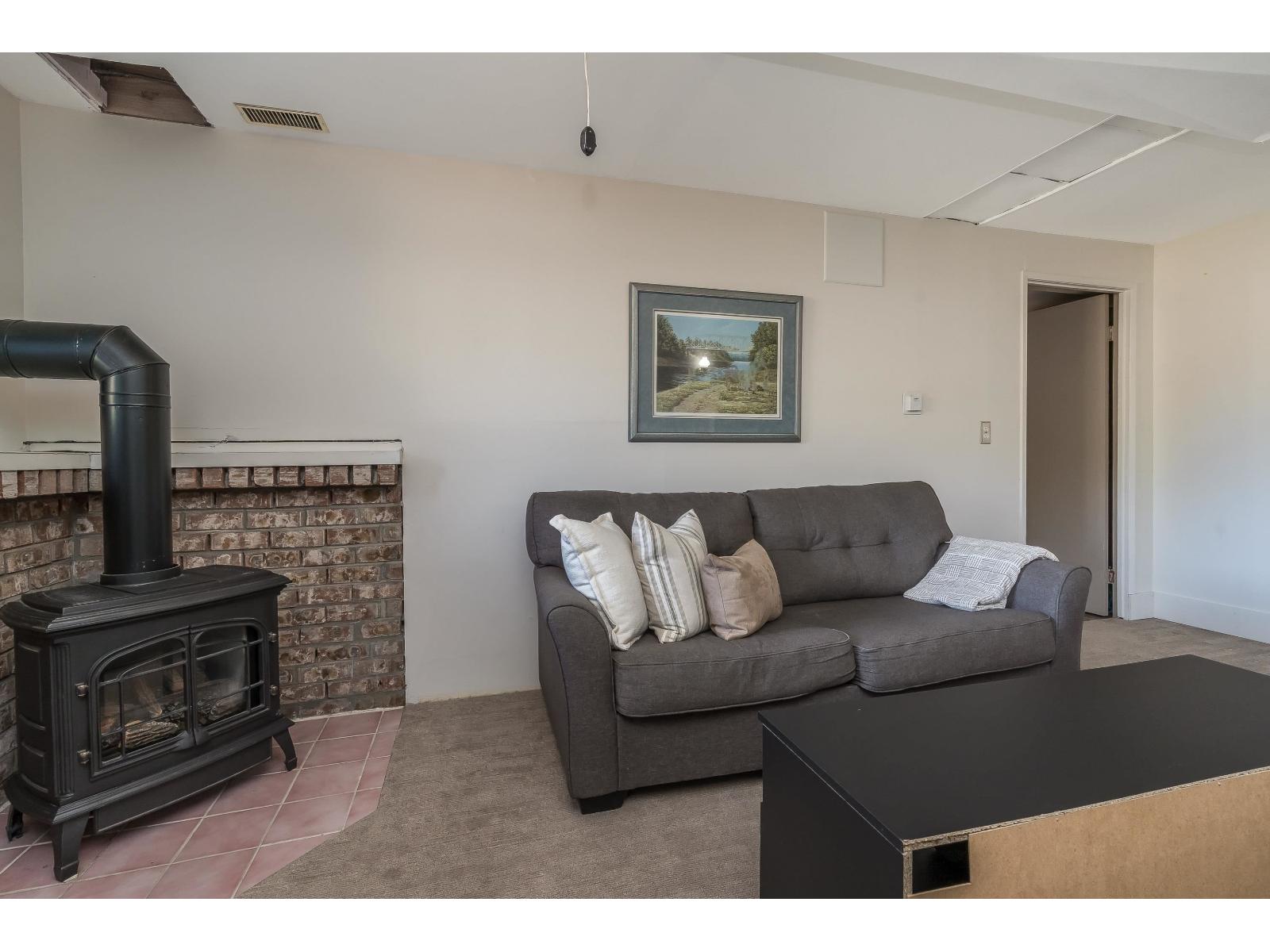 8992 Royal Street, Langley, British Columbia  V1M 2R9 - Photo 21 - R3161383
