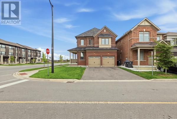 542 Remembrance Road, Brampton, Ontario  L7A 5C8 - Photo 2 - W13774670