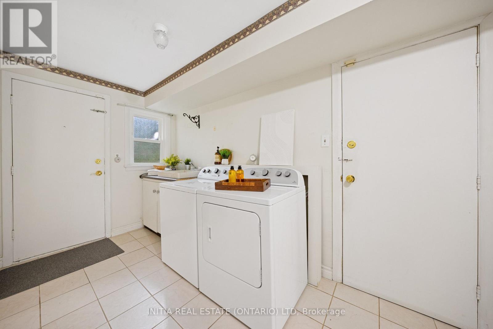 1732 Rutherglen Close, Sarnia, Ontario  N7S 3R9 - Photo 28 - X13624444
