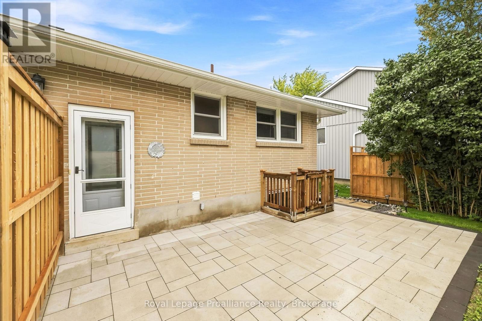 B - 5 Jane Street, Cobourg, Ontario  K9A 1K2 - Photo 14 - X13781548