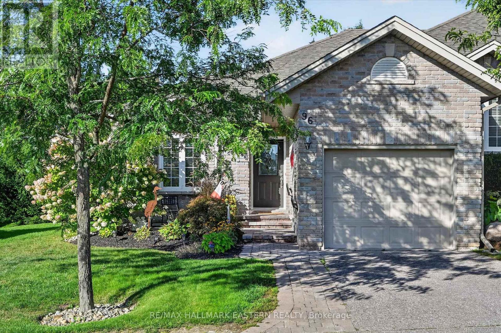 #96 - 301 Carnegie Avenue, Peterborough, Ontario  K9L 0E9 - Photo 2 - X13781626