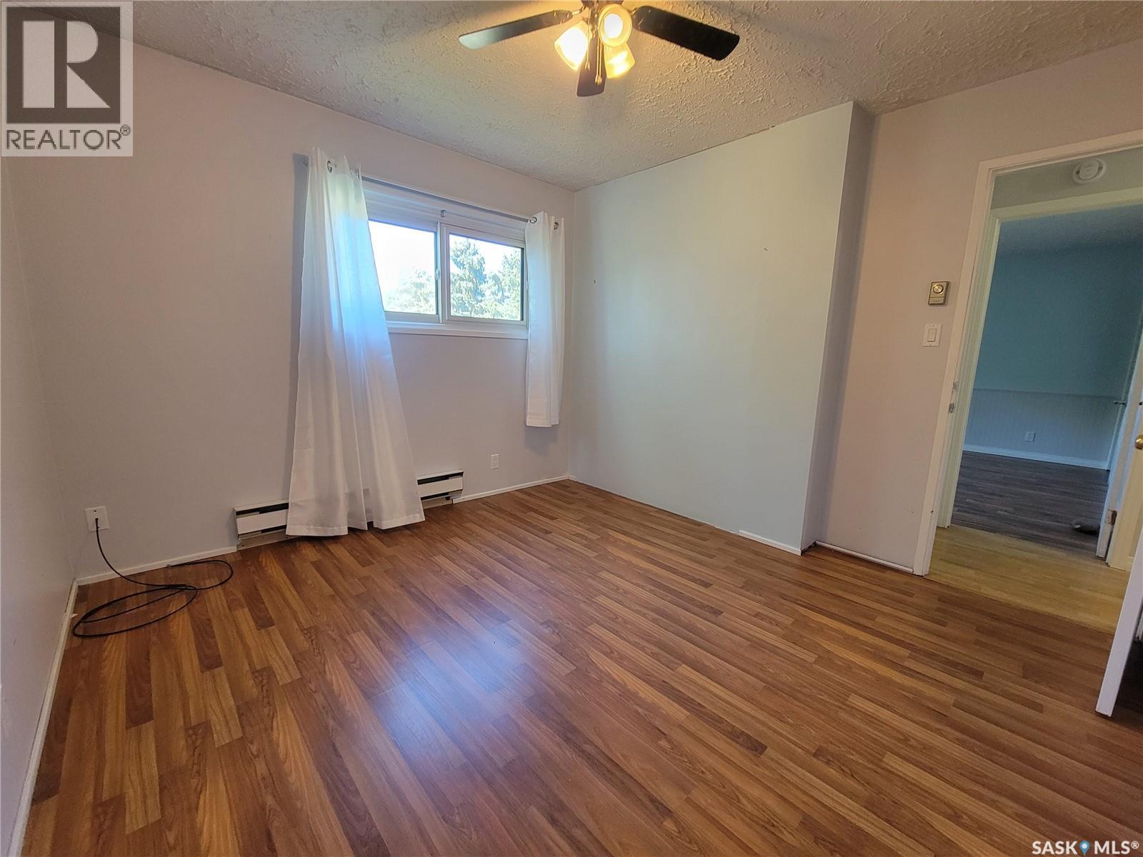 200 & 202 Saskatchewan Avenue, Tramping Lake, Saskatchewan  S0K 4H0 - Photo 17 - SK048356
