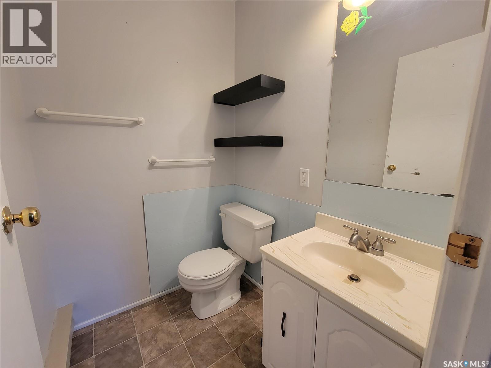 200 & 202 Saskatchewan Avenue, Tramping Lake, Saskatchewan  S0K 4H0 - Photo 19 - SK048356