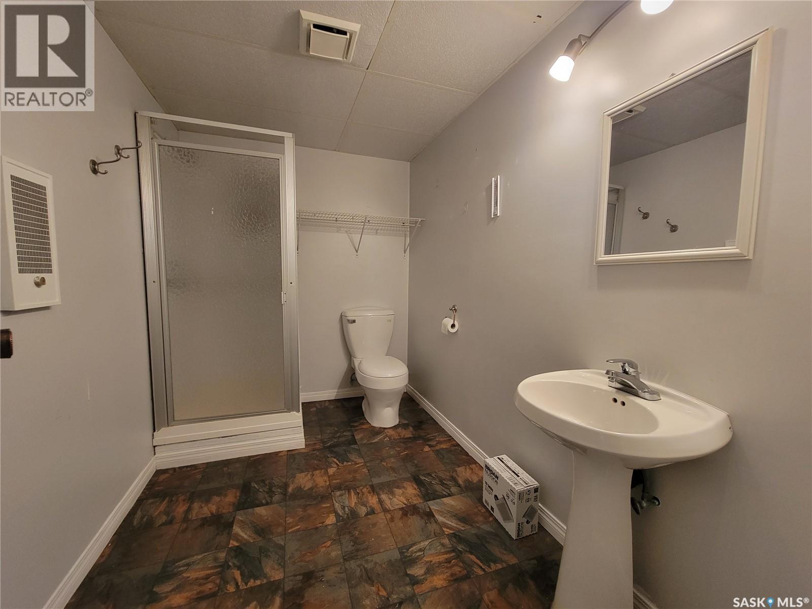 200 & 202 Saskatchewan Avenue, Tramping Lake, Saskatchewan  S0K 4H0 - Photo 30 - SK048356