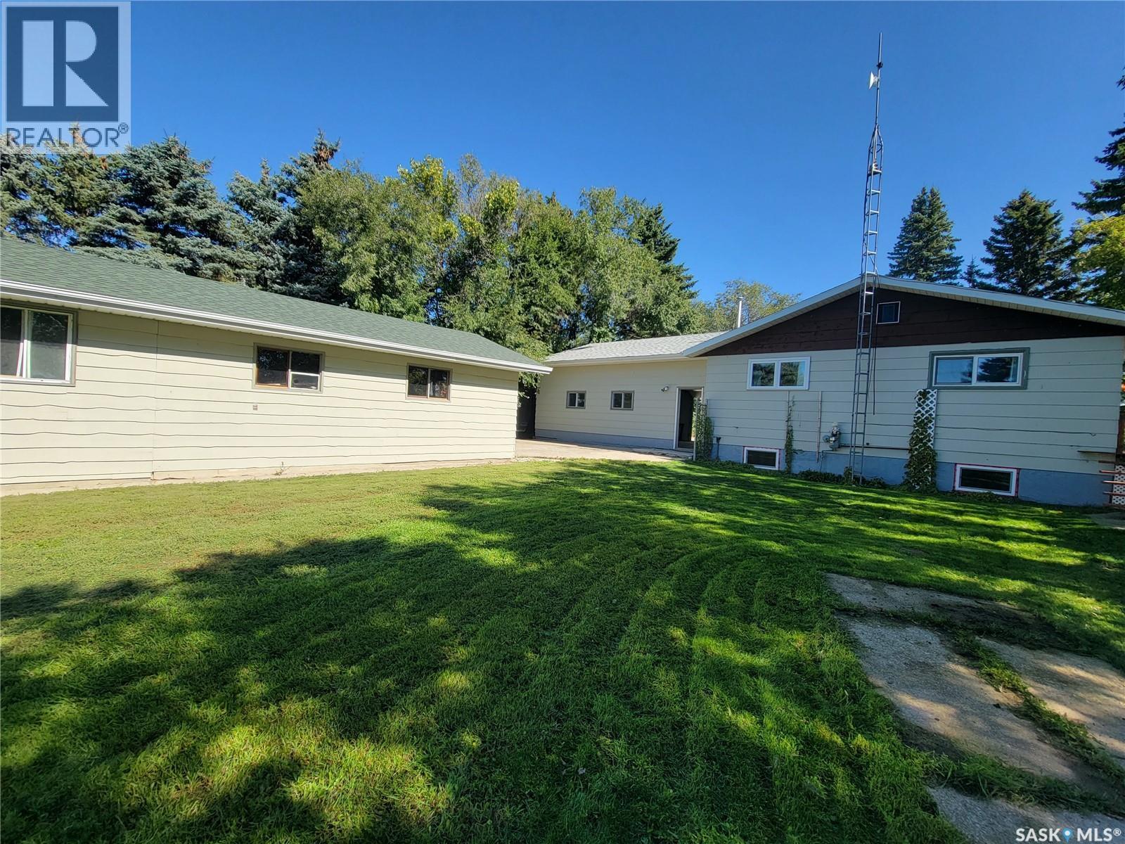 200 & 202 Saskatchewan Avenue, Tramping Lake, Saskatchewan  S0K 4H0 - Photo 37 - SK048356
