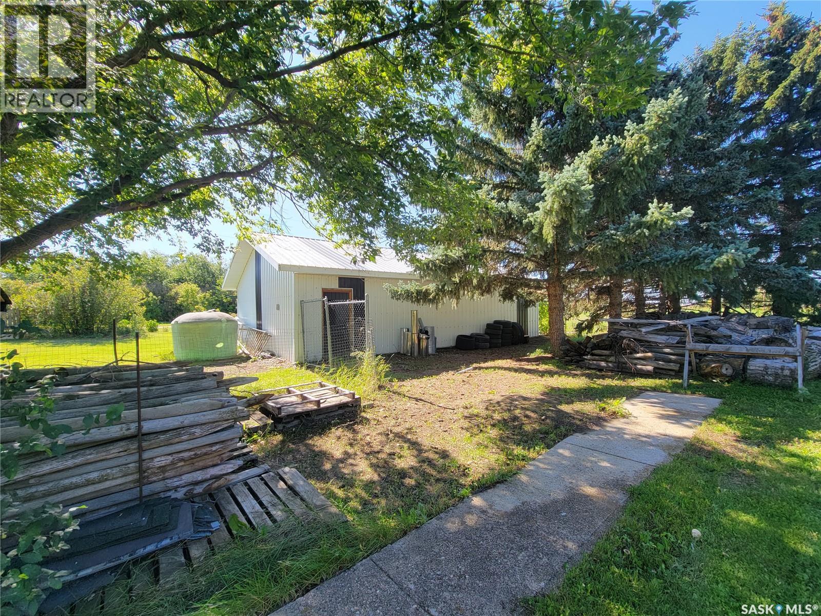 200 & 202 Saskatchewan Avenue, Tramping Lake, Saskatchewan  S0K 4H0 - Photo 39 - SK048356