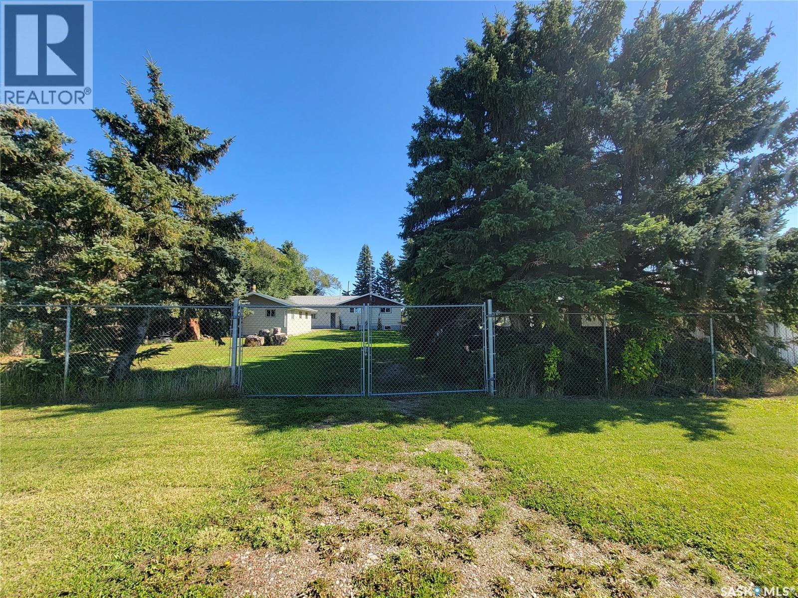 200 & 202 Saskatchewan Avenue, Tramping Lake, Saskatchewan  S0K 4H0 - Photo 40 - SK048356