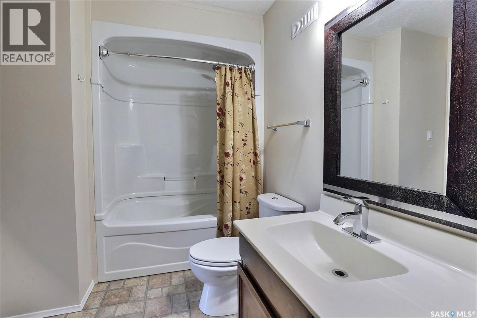 7126 Dalgliesh Drive, Regina, Saskatchewan  S4X 2M6 - Photo 14 - SK048326