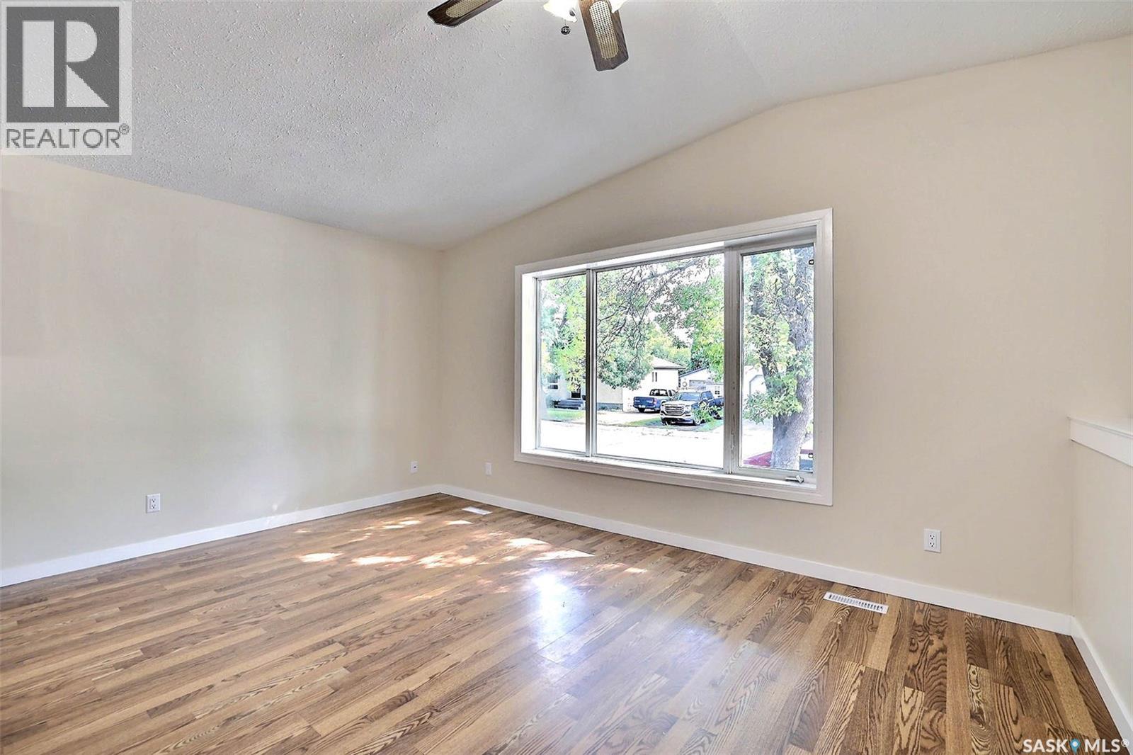 7126 Dalgliesh Drive, Regina, Saskatchewan  S4X 2M6 - Photo 8 - SK048326