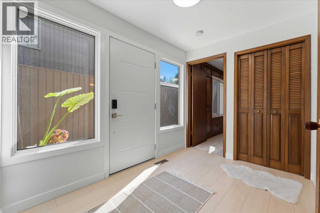 821, 860 Midridge Drive Se, Calgary, Alberta  T2X 1K1 - Photo 4 - A2319840