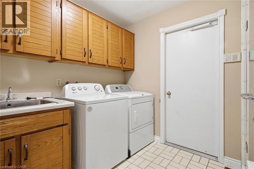 527 Anndale Court, Waterloo, Ontario  N2K 2R1 - Photo 17 - 40859077