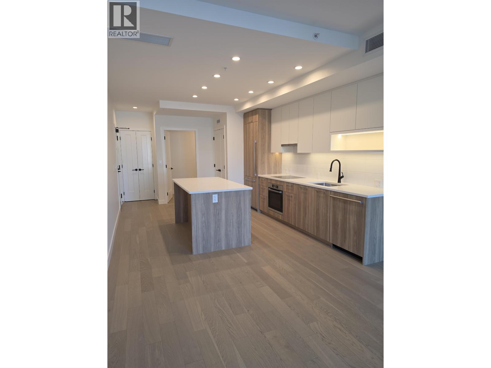 310 8398 Oak Street, Vancouver, British Columbia V6P 0L9 - Photo 4 - R3164354