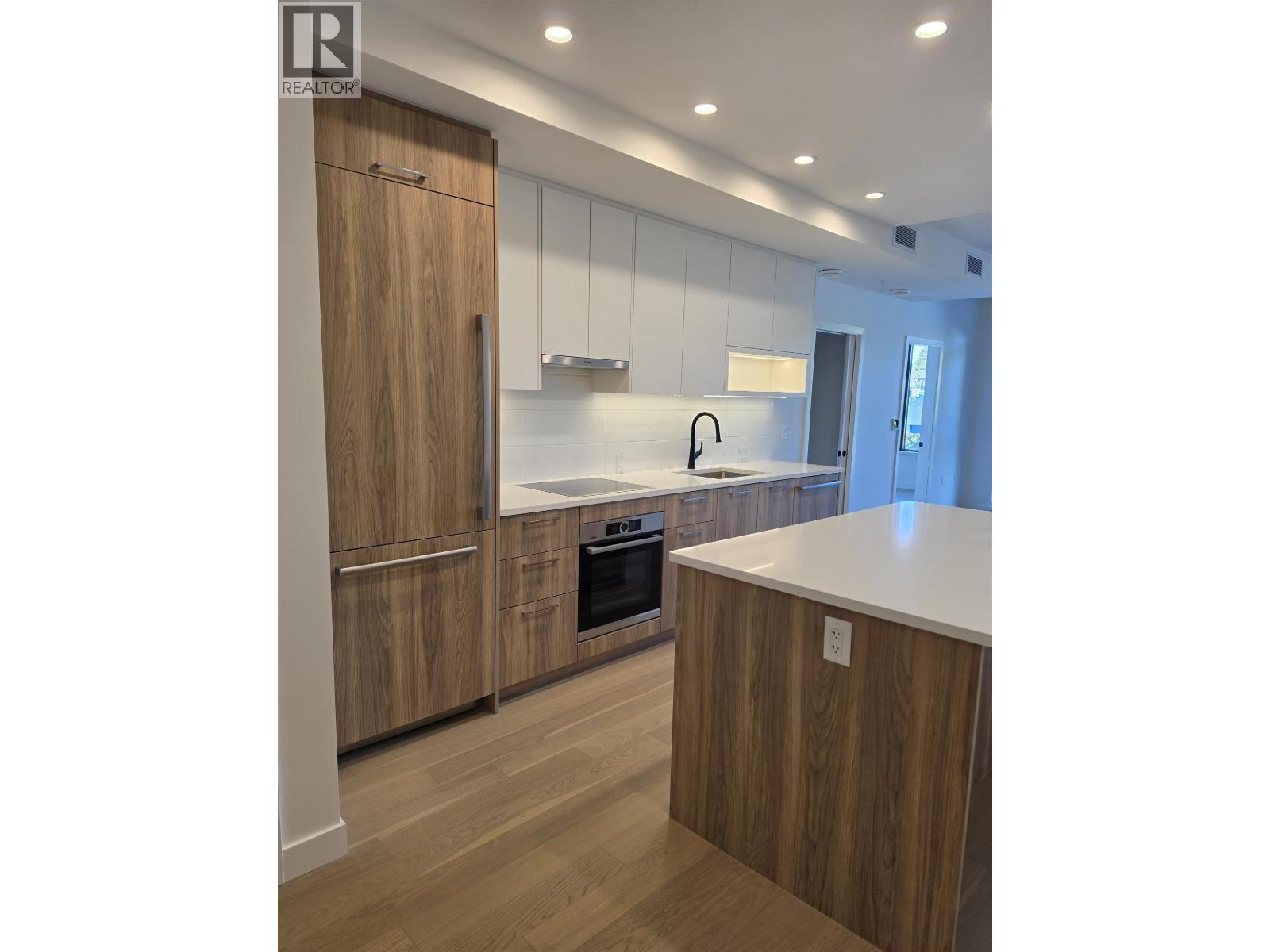 310 8398 Oak Street, Vancouver, British Columbia V6P 0L9 - Photo 3 - R3164354
