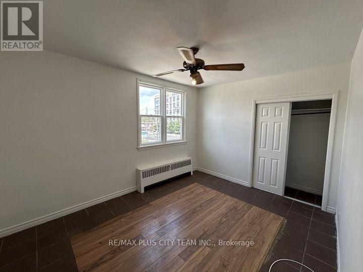2 - 3432 Bathurst Street, Toronto, Ontario  M6A 2C2 - Photo 6 - C13781616