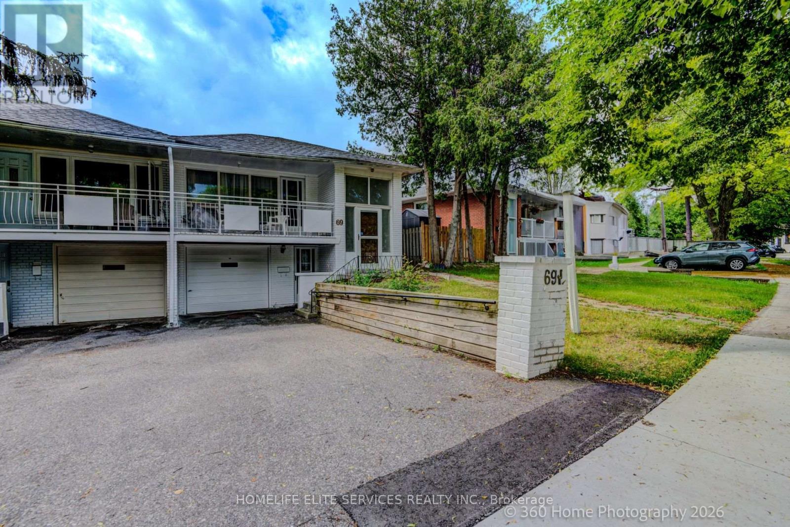 69 Castlebury Crescent, Toronto, Ontario  M2H 1W7 - Photo 2 - C13781632