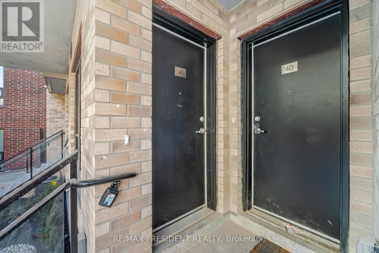 41 - 861 Sheppard Avenue W, Toronto, Ontario  M3H 0E8 - Photo 3 - C13781652