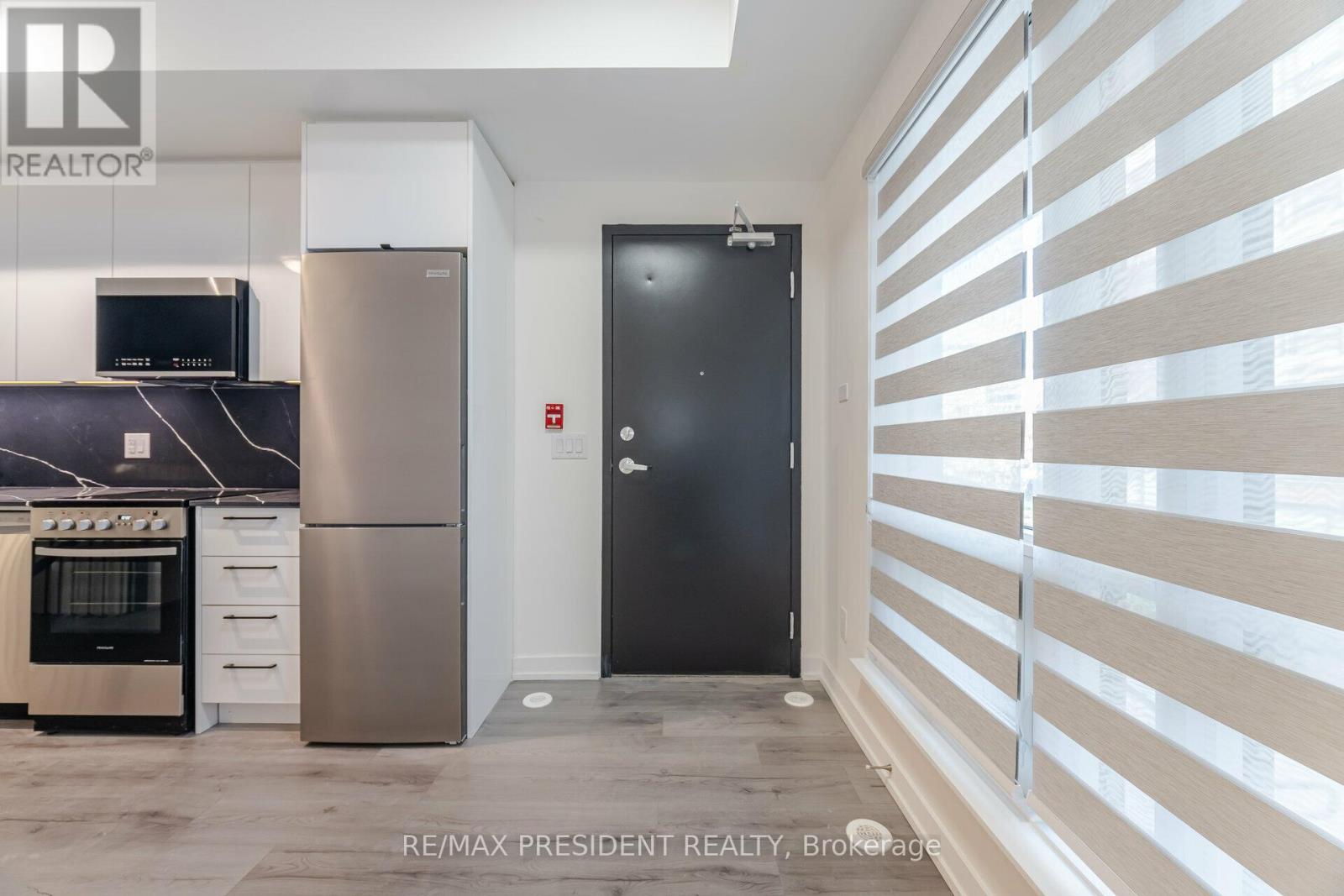 41 - 861 Sheppard Avenue W, Toronto, Ontario  M3H 0E8 - Photo 4 - C13781652