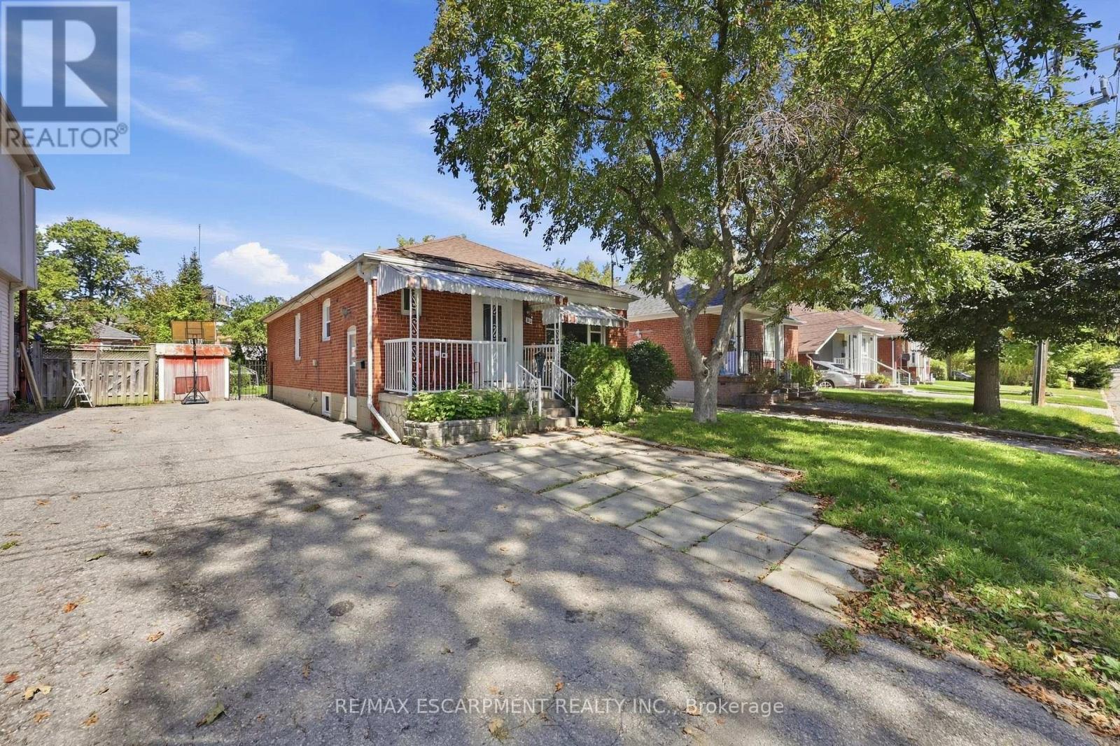 LOWER - 292 BOGERT AVENUE
