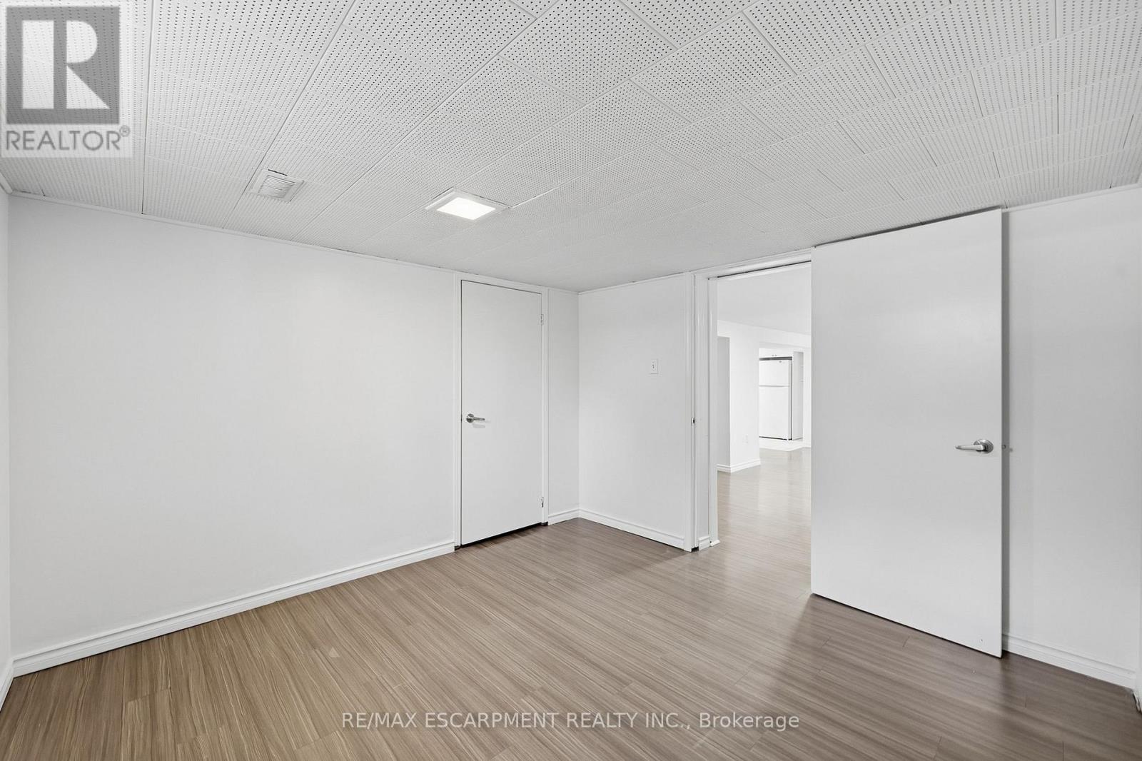 Lower - 292 Bogert Avenue, Toronto, Ontario  M2N 1L5 - Photo 16 - C13781654