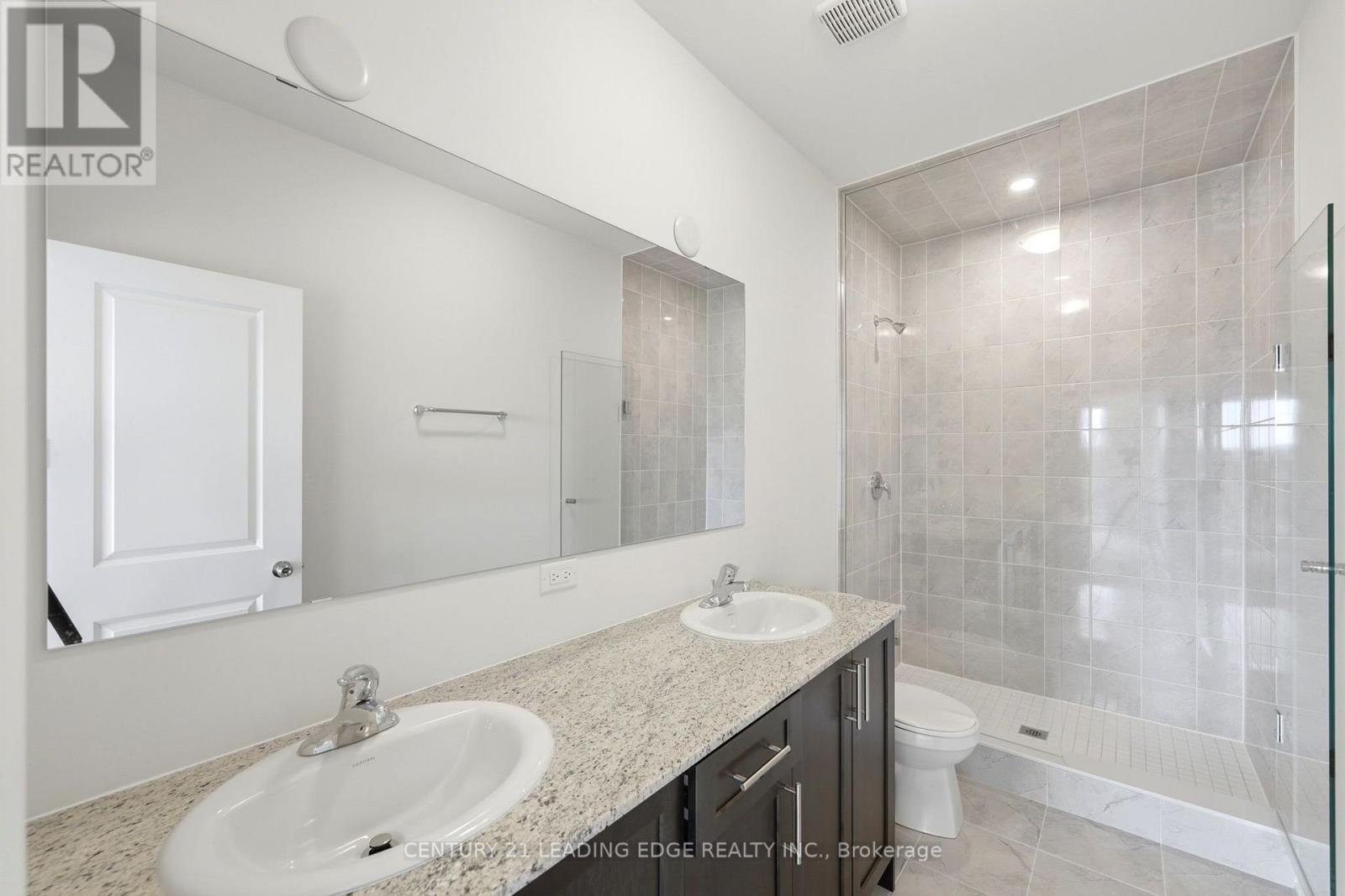 53 Upper Paradise Way, Whitby, Ontario  L1P 0S2 - Photo 14 - E13781550