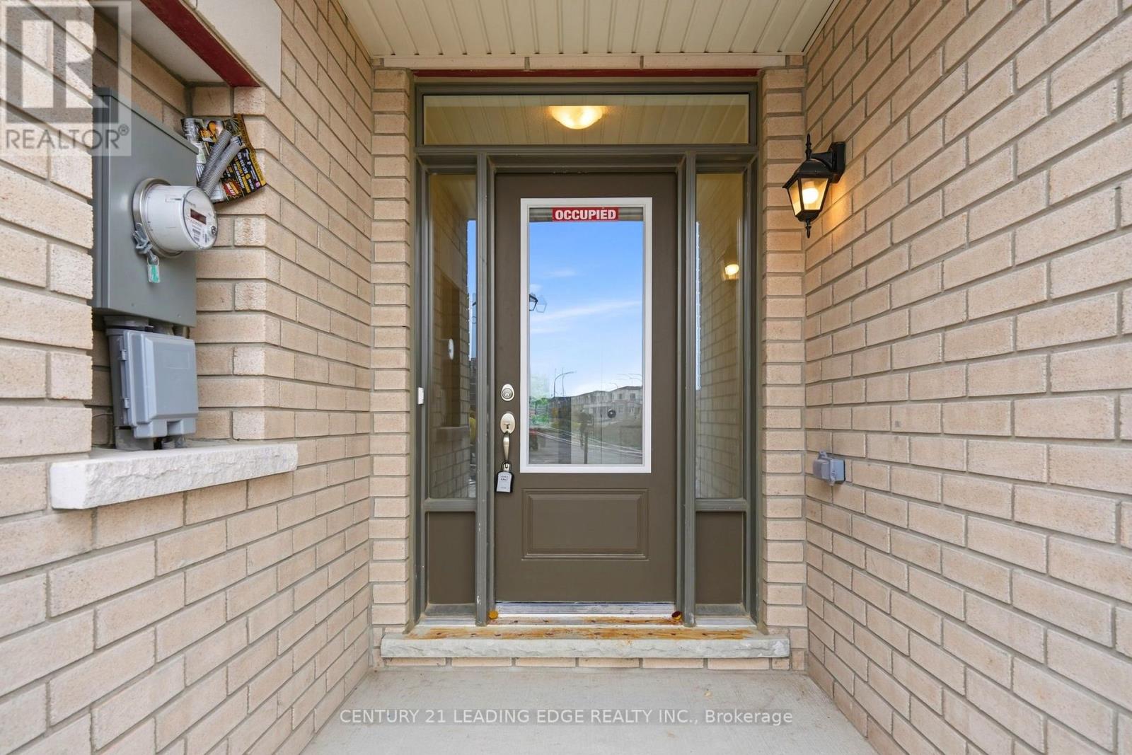 53 Upper Paradise Way, Whitby, Ontario  L1P 0S2 - Photo 2 - E13781550