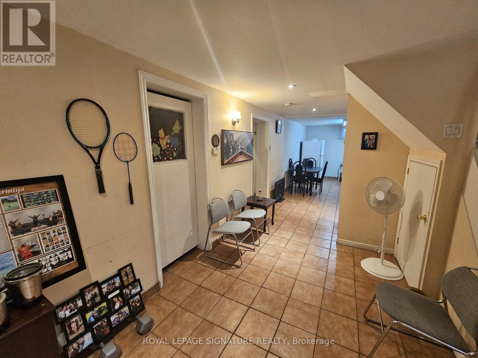 54 Brantwood Drive, Toronto, Ontario  M1H 2G6 - Photo 8 - E13781582