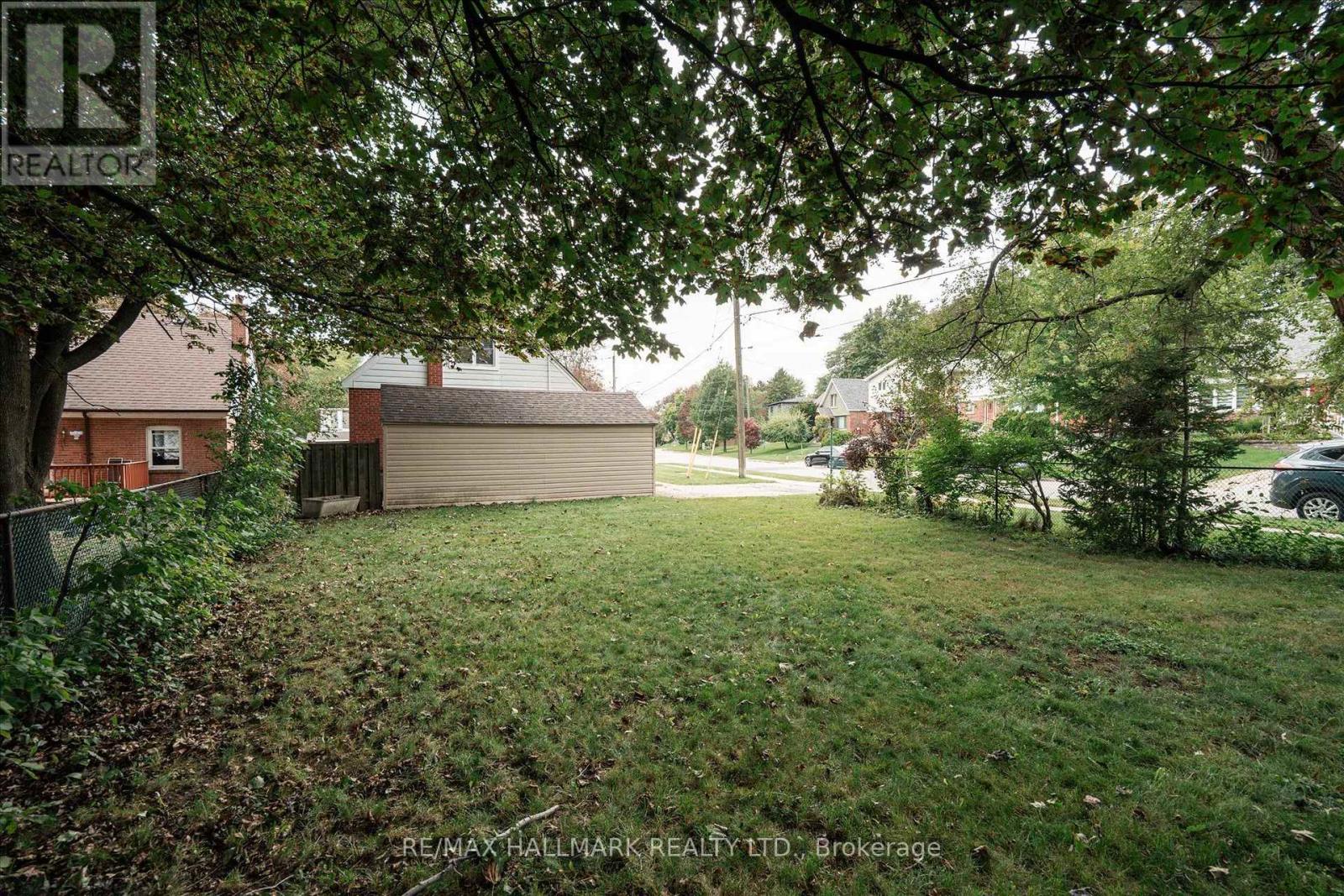 37 Holswade Road, Toronto, Ontario  M1L 2G5 - Photo 33 - E13781670