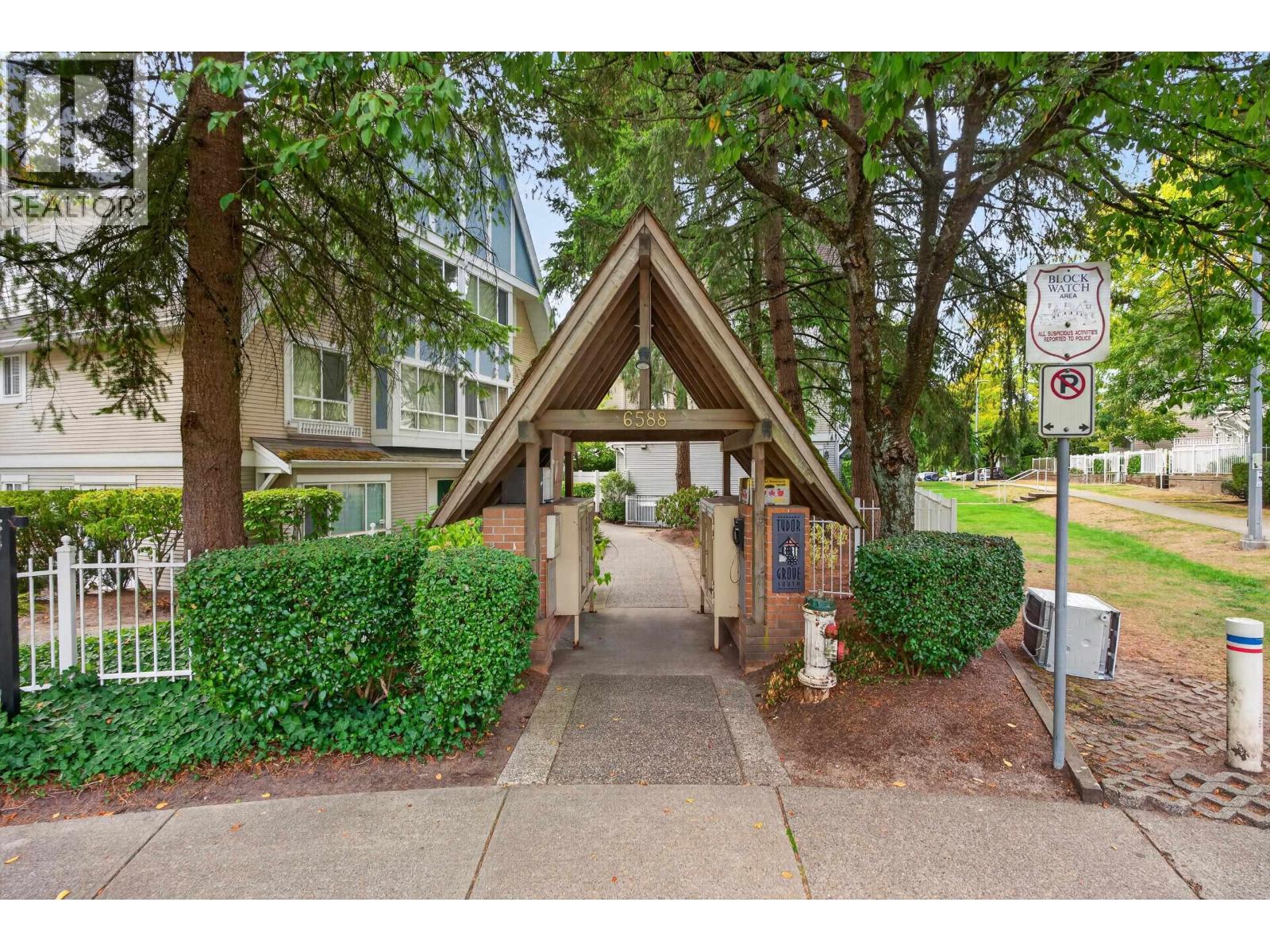 20 6588 Southoaks Crescent, Burnaby, British Columbia V5E 4K1 - Photo 2 - R3164740