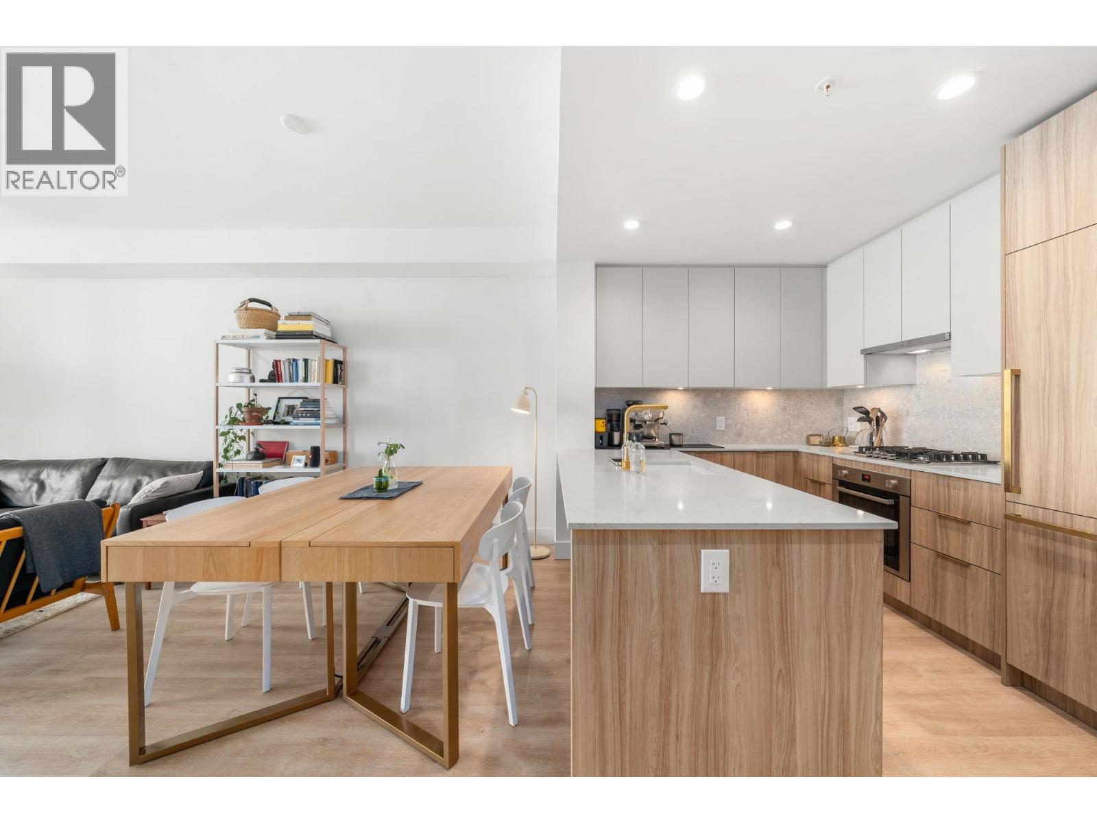 405 2385 Emery Court, North Vancouver, British Columbia  V7J 1P9 - Photo 8 - R3164935