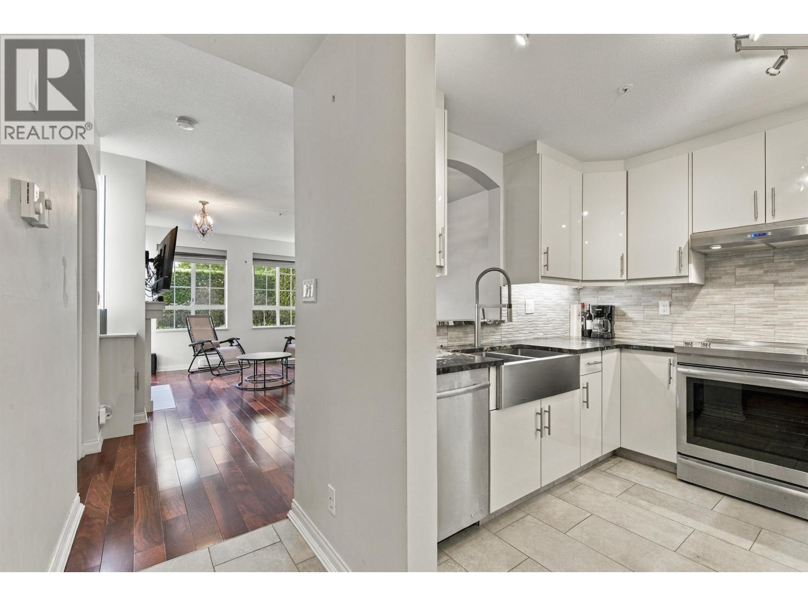 109 5835 Hampton Place, Vancouver, British Columbia  V6T 2G2 - Photo 2 - R3164967
