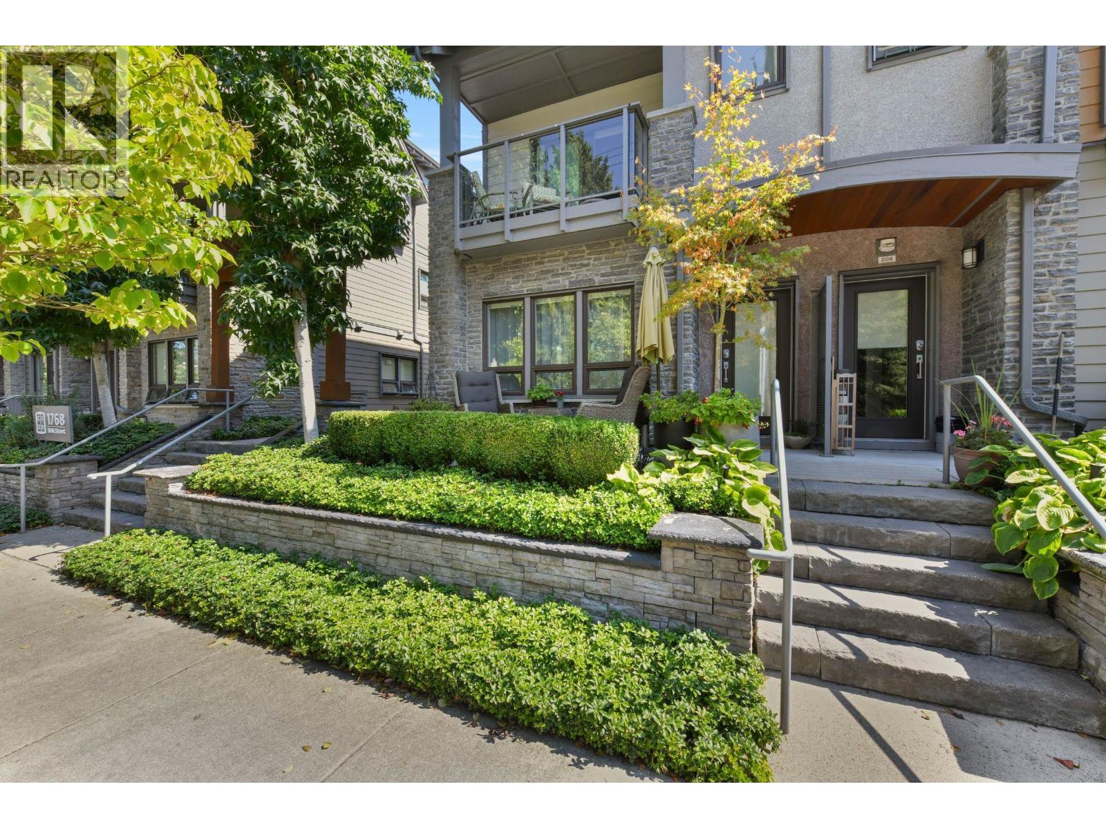 207 1738 55a Street, Delta, British Columbia  V4M 0A9 - Photo 2 - R3164990