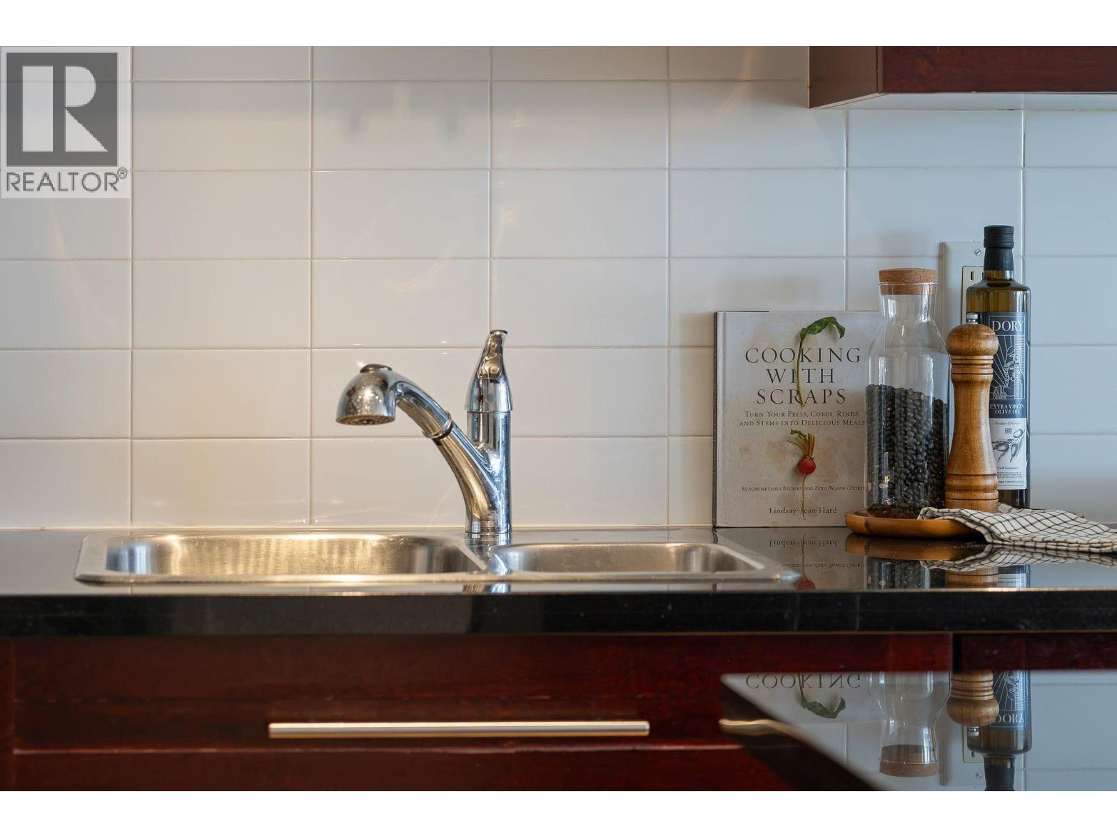 409 122 E 3rd Street, North Vancouver, British Columbia  V7L 1E6 - Photo 13 - R3164997