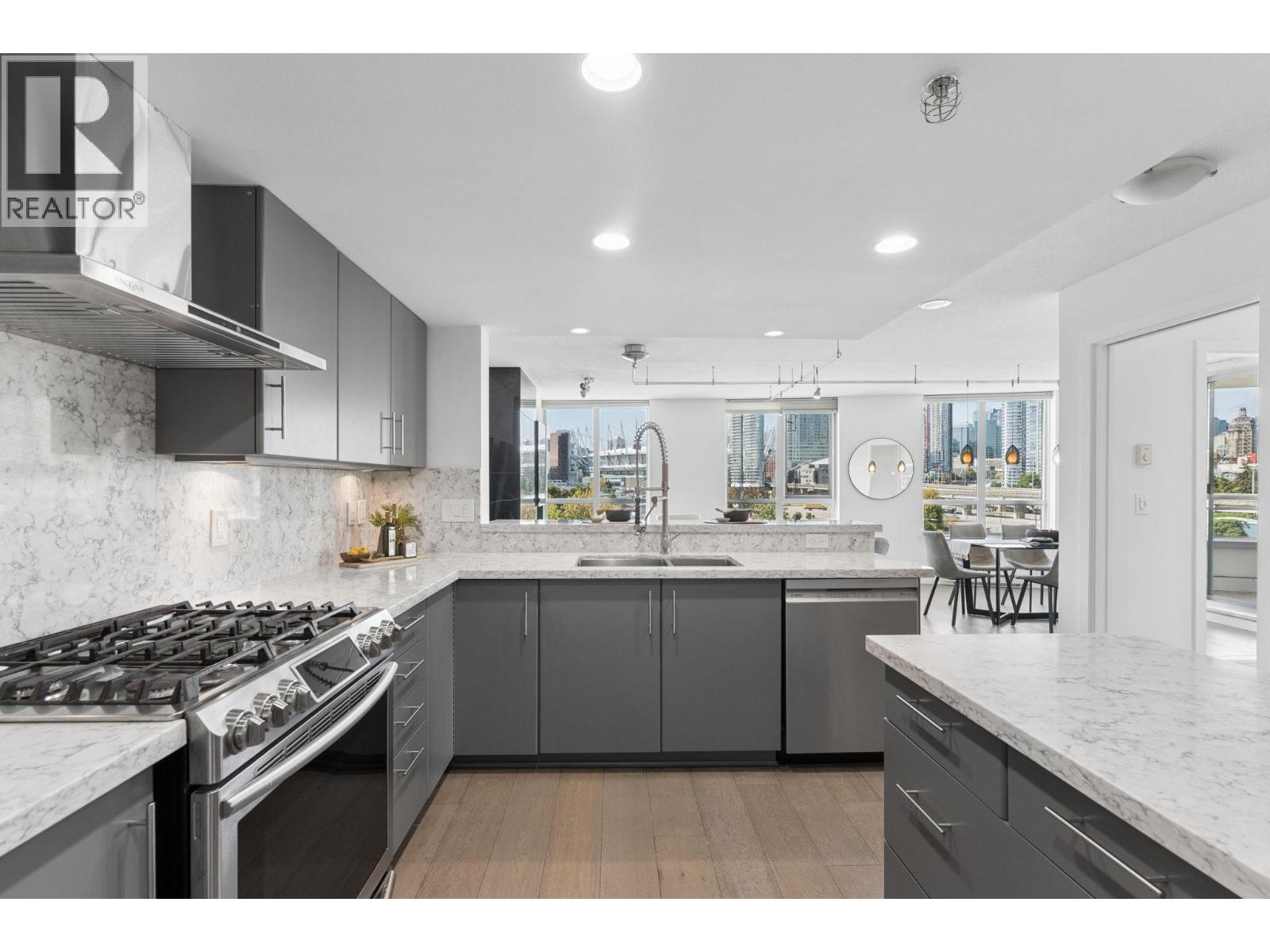 506 120 Milross Avenue, Vancouver, British Columbia  V6A 4K7 - Photo 3 - R3165003