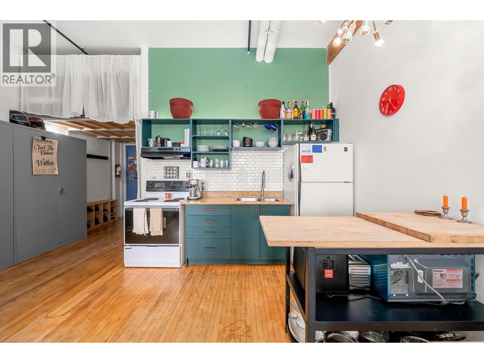 120 2556 E Hastings Street, Vancouver, British Columbia  V5K 1Z3 - Photo 3 - R3165006