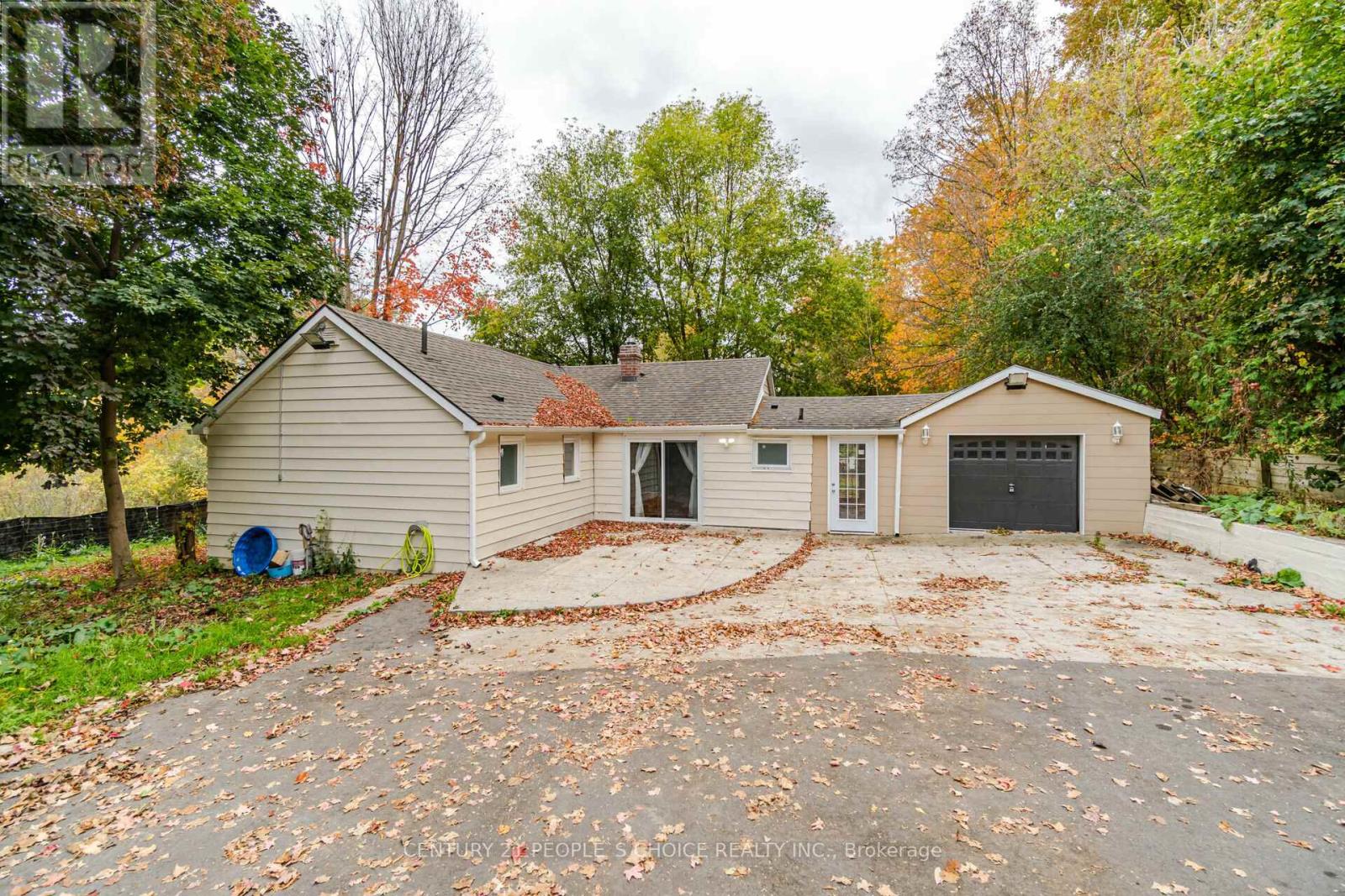 154 SIMMONS STREET, Vaughan, Ontario