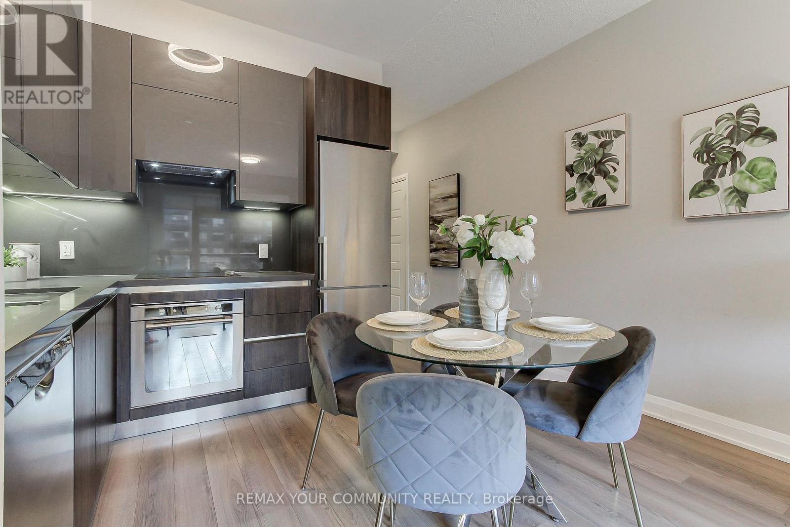 307 - 25 Water Walk Drive, Markham, Ontario  L6G 0G3 - Photo 12 - N13781592