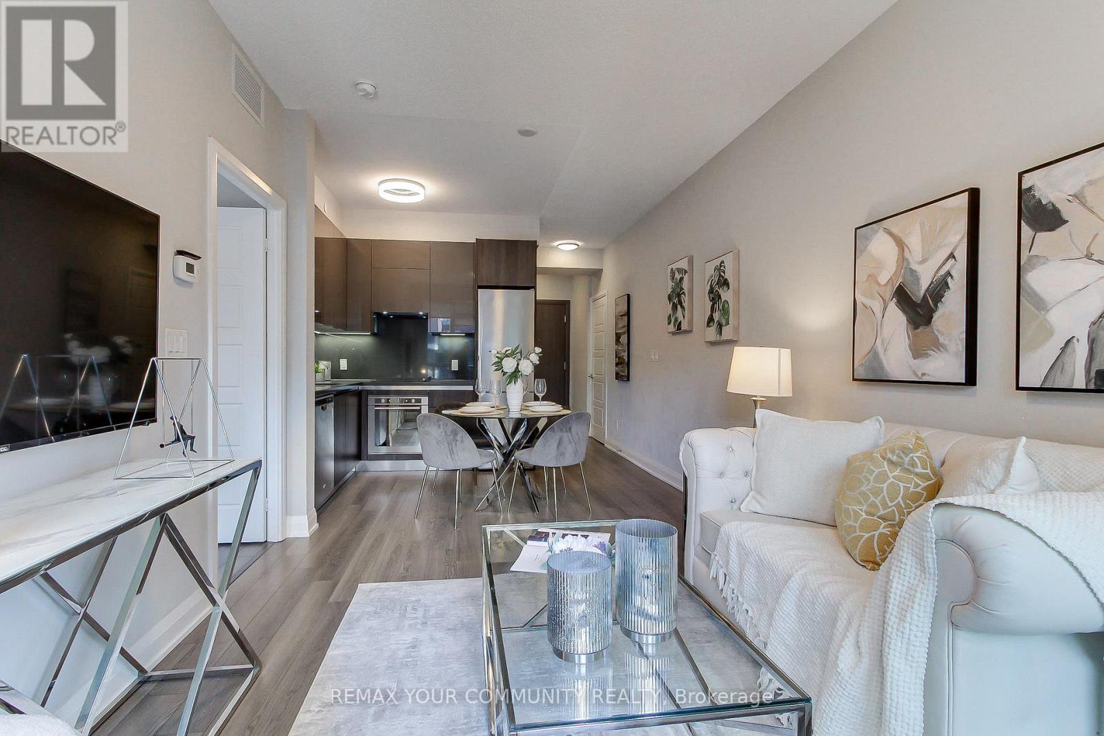 307 - 25 Water Walk Drive, Markham, Ontario  L6G 0G3 - Photo 17 - N13781592