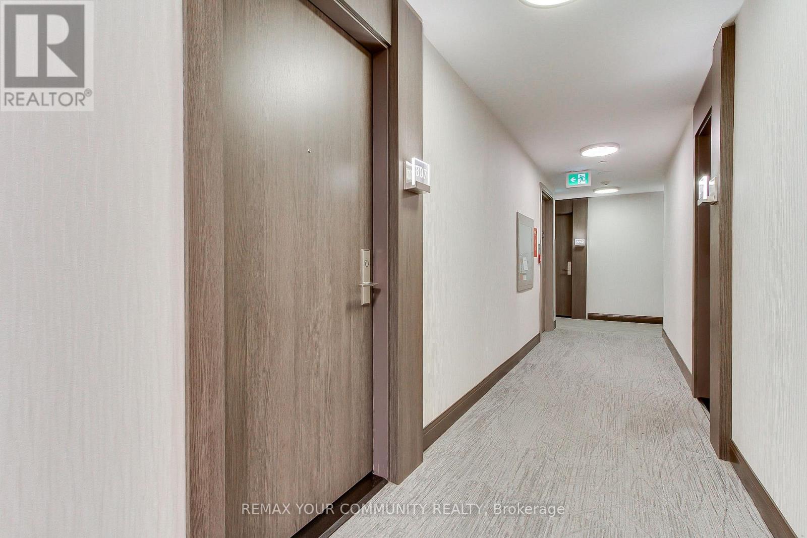 307 - 25 Water Walk Drive, Markham, Ontario  L6G 0G3 - Photo 5 - N13781592